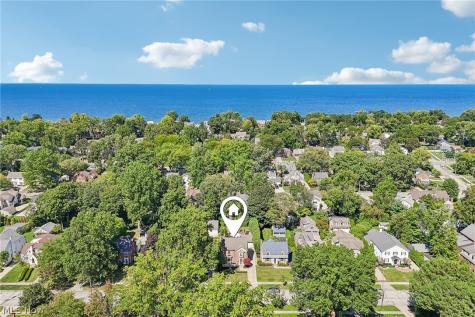 21158 Maplewood Avenue Rocky River OH 44116