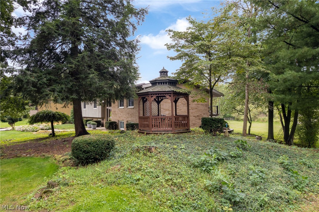 2134 Ritz Manor Drive Uniontown OH 44685