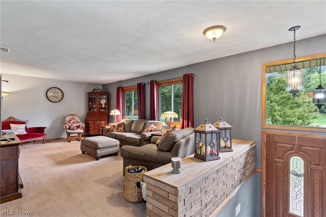 2134 Ritz Manor Drive Uniontown OH 44685