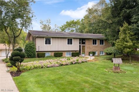 2134 Ritz Manor Drive Uniontown OH 44685