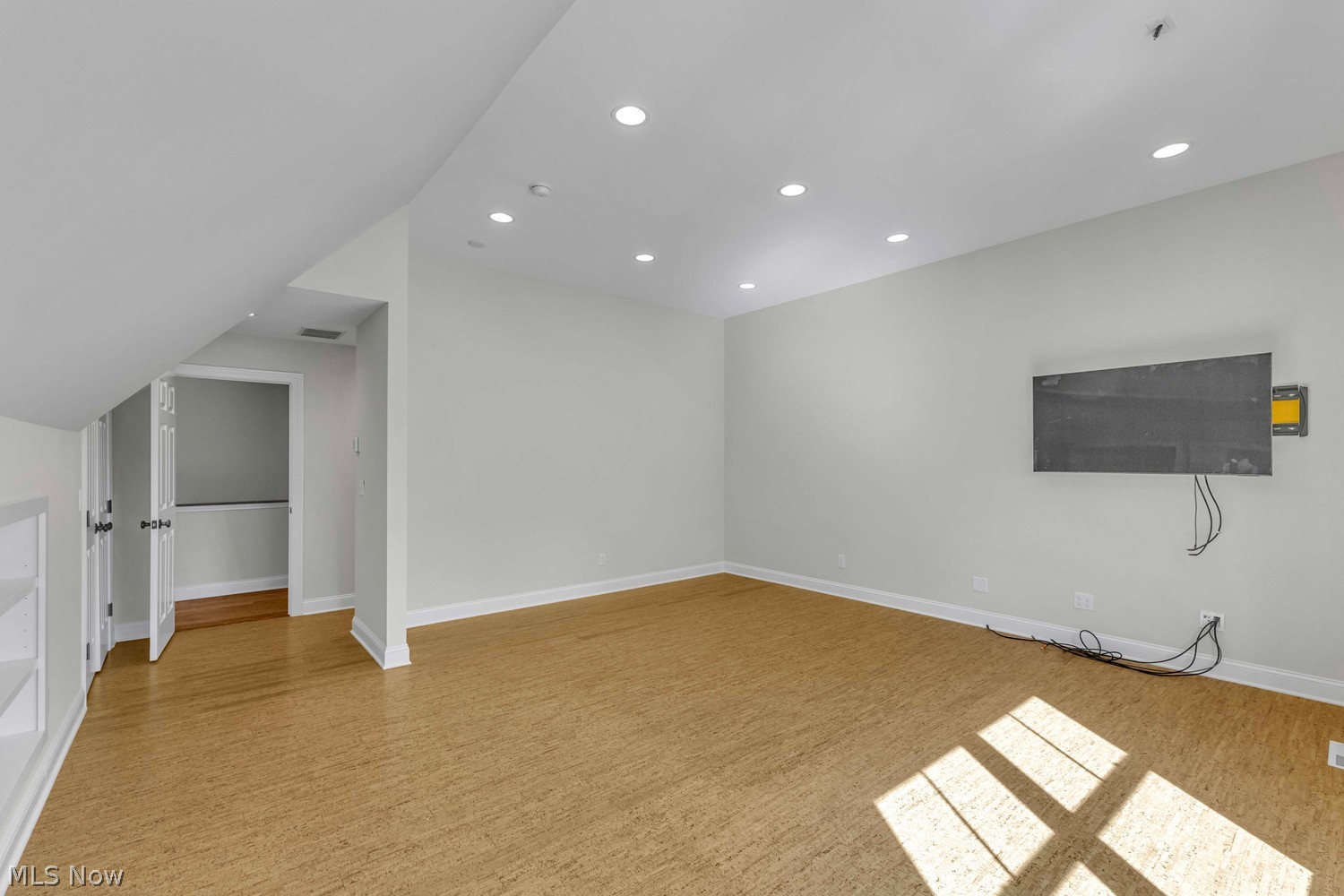 1836 Wynwood Drive Rocky River OH 44116