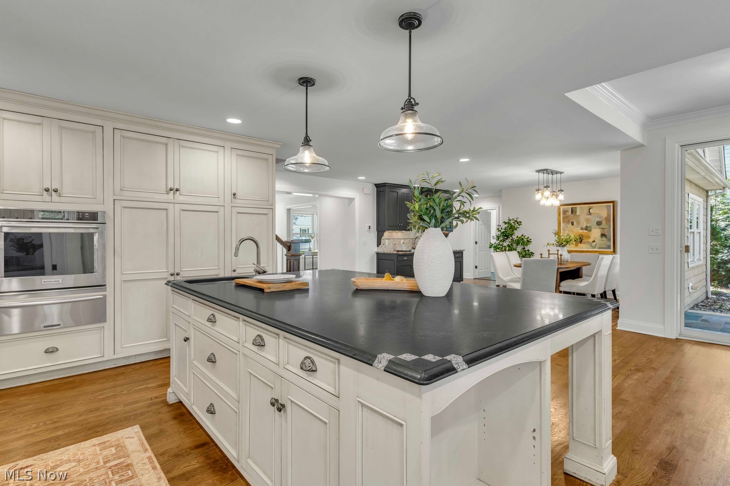 1836 Wynwood Drive Rocky River OH 44116