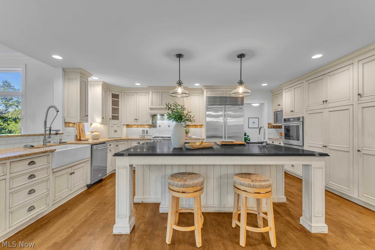 1836 Wynwood Drive Rocky River OH 44116
