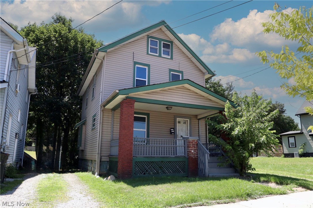 1182 5th Avenue Akron OH 44306