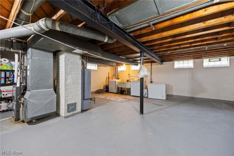 1234 W Miner Road Mayfield Heights OH 44124