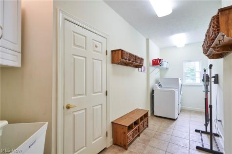 4824 Remmington Avenue Copley OH 44321