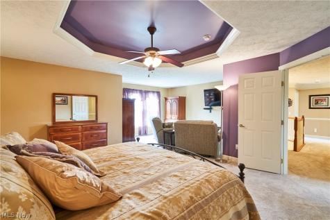 4824 Remmington Avenue Copley OH 44321