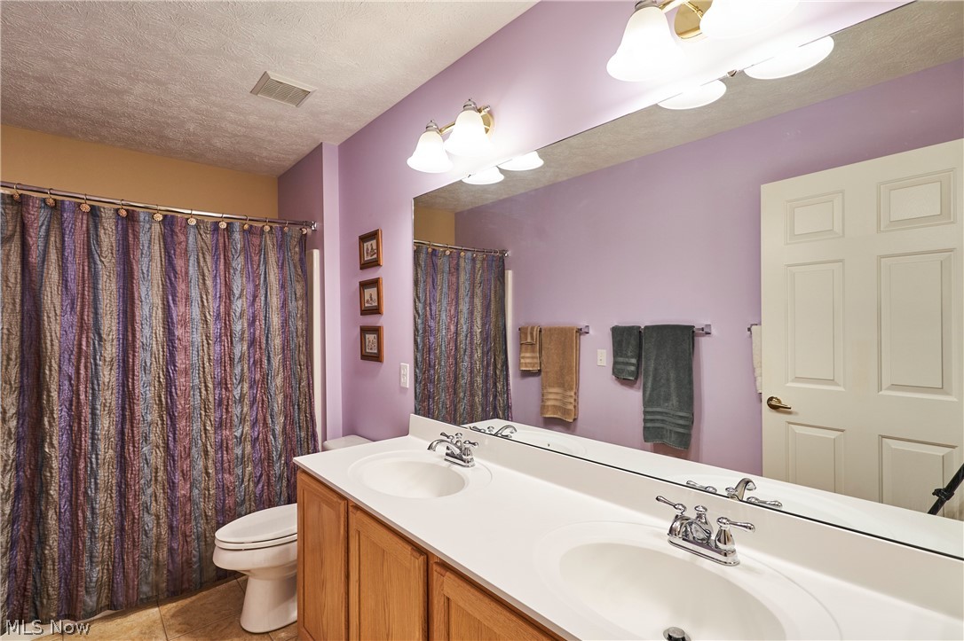 4824 Remmington Avenue Copley OH 44321