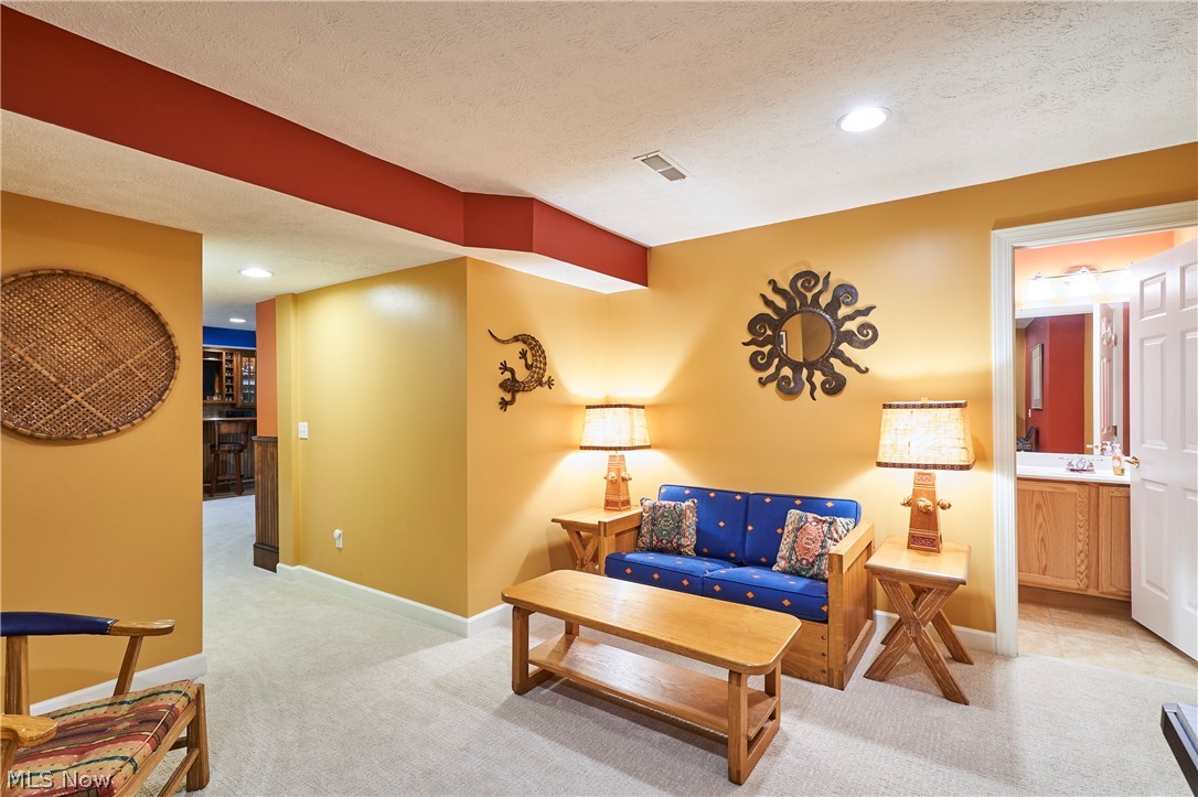 4824 Remmington Avenue Copley OH 44321