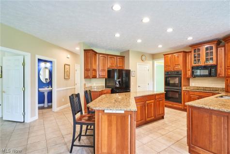 4824 Remmington Avenue Copley OH 44321