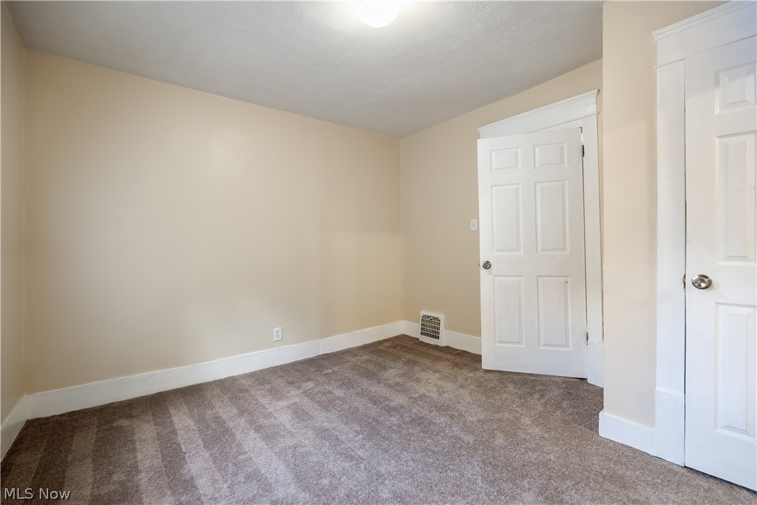 1152 Manning Avenue Akron OH 44307
