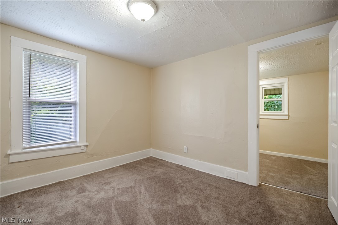 1152 Manning Avenue Akron OH 44307