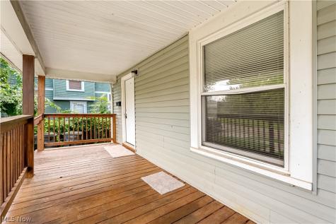 1152 Manning Avenue Akron OH 44307