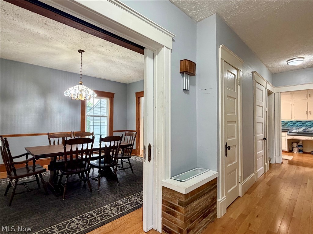 15112 Lake Street Middlefield OH 44062