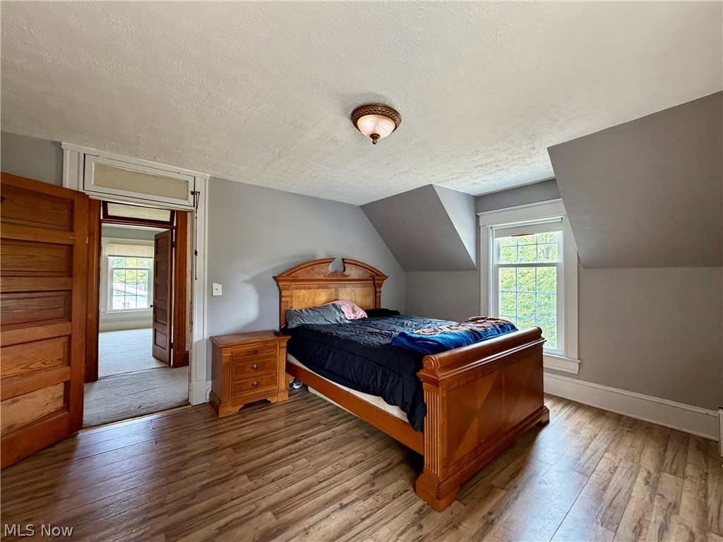 15112 Lake Street Middlefield OH 44062