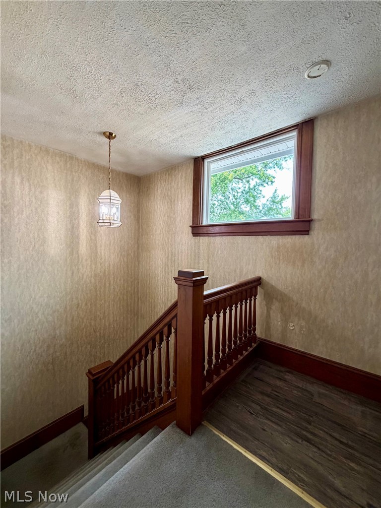 15112 Lake Street Middlefield OH 44062