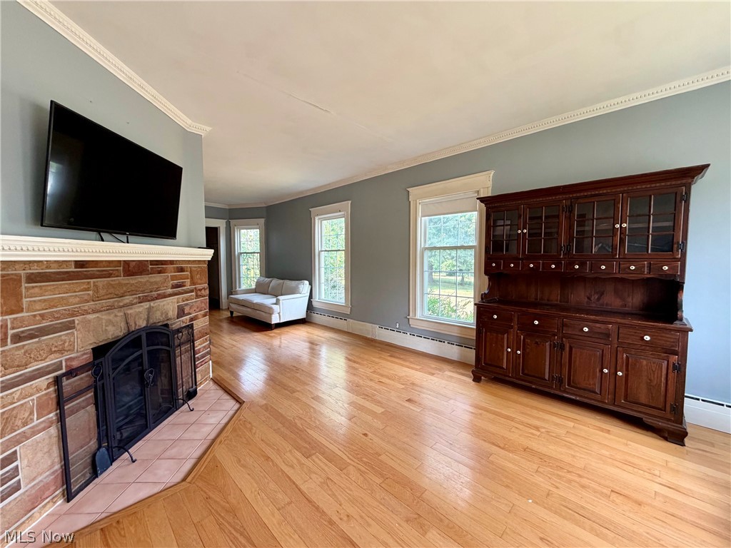 15112 Lake Street Middlefield OH 44062