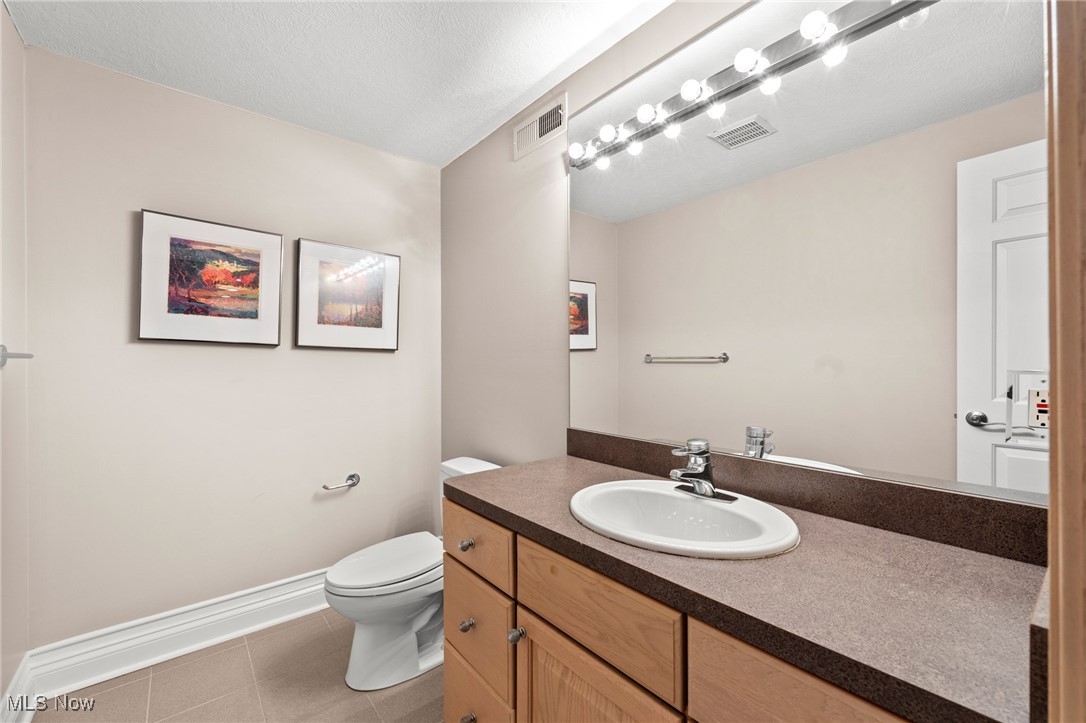 50 South Lane Moreland Hills OH 44022