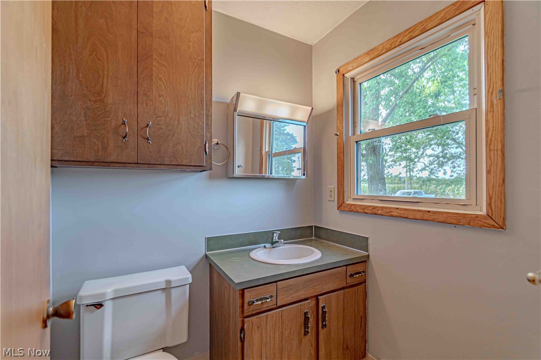 149 Pine Street Creston OH 44217