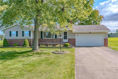 149 Pine Street Creston OH 44217