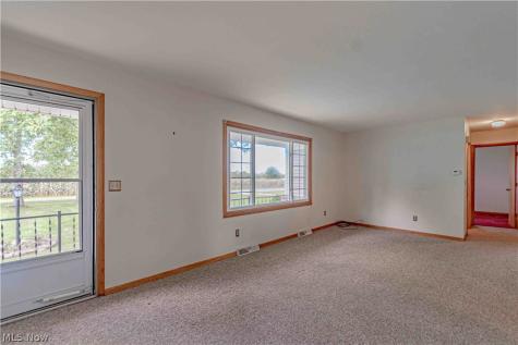 149 Pine Street Creston OH 44217