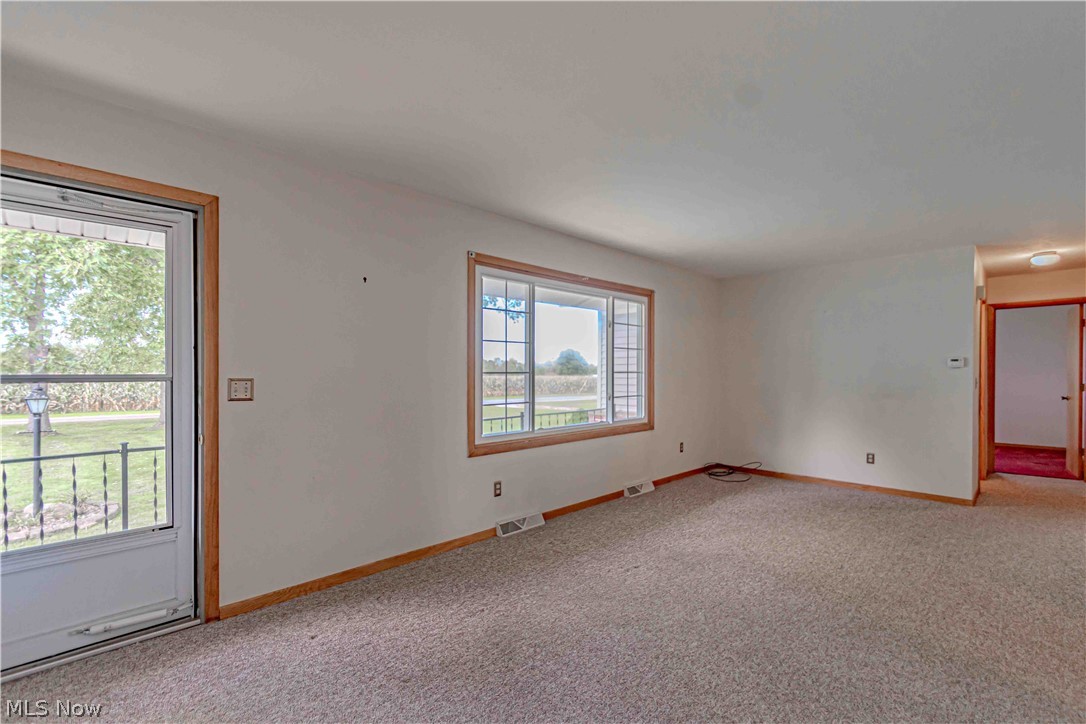149 Pine Street Creston OH 44217