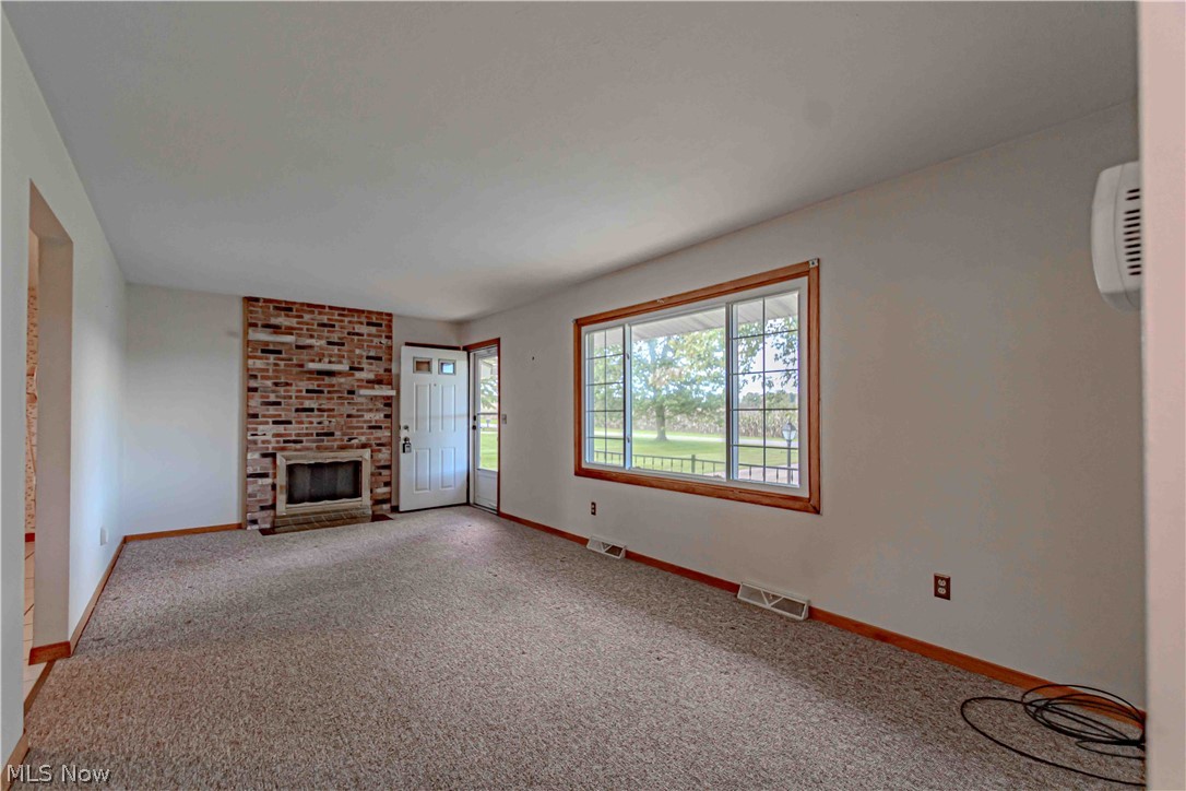 149 Pine Street Creston OH 44217