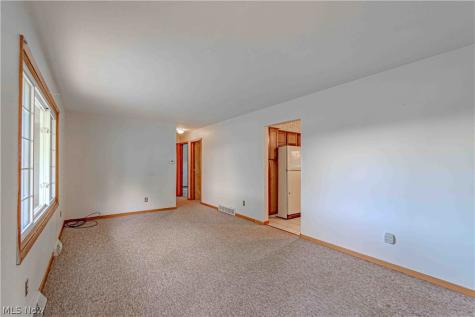 149 Pine Street Creston OH 44217