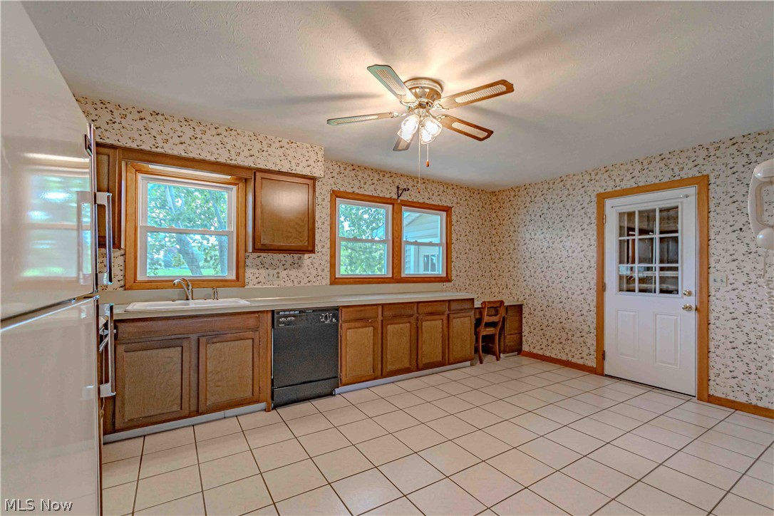 149 Pine Street Creston OH 44217