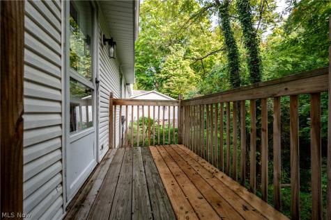389 Stonewood Street Canal Fulton OH 44614