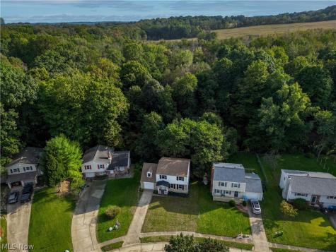 389 Stonewood Street Canal Fulton OH 44614