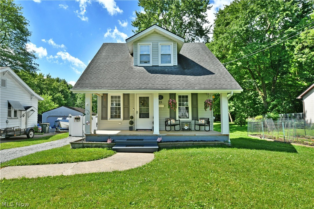 23 Massachusetts Avenue Poland OH 44514