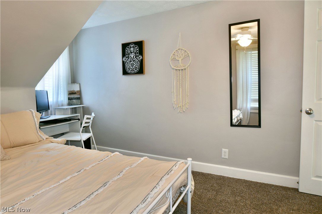 23 Massachusetts Avenue Poland OH 44514