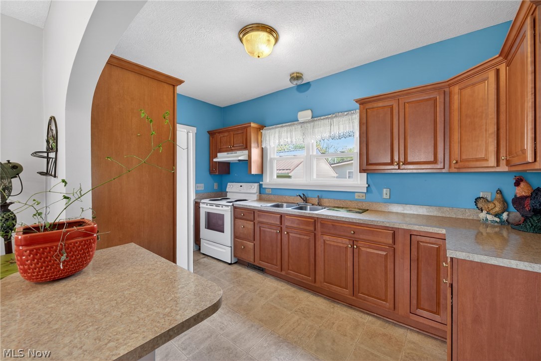 713 W Oak Street Orrville OH 44667