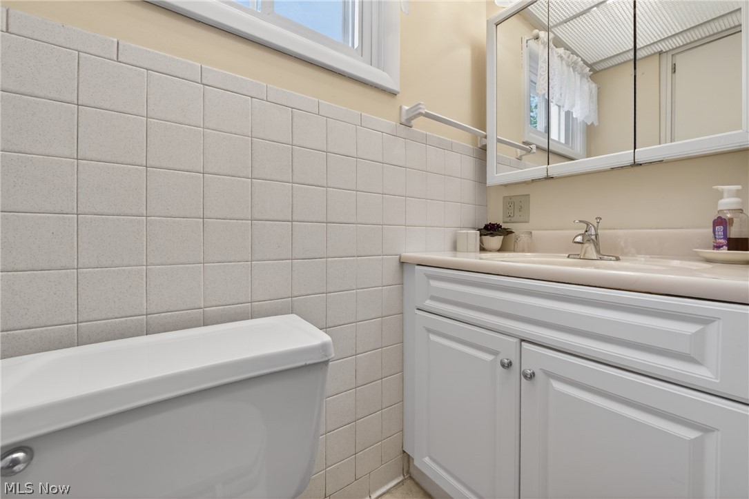 713 W Oak Street Orrville OH 44667