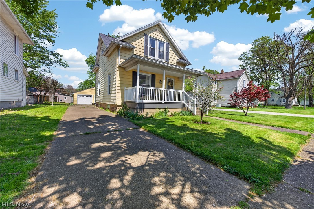713 W Oak Street Orrville OH 44667