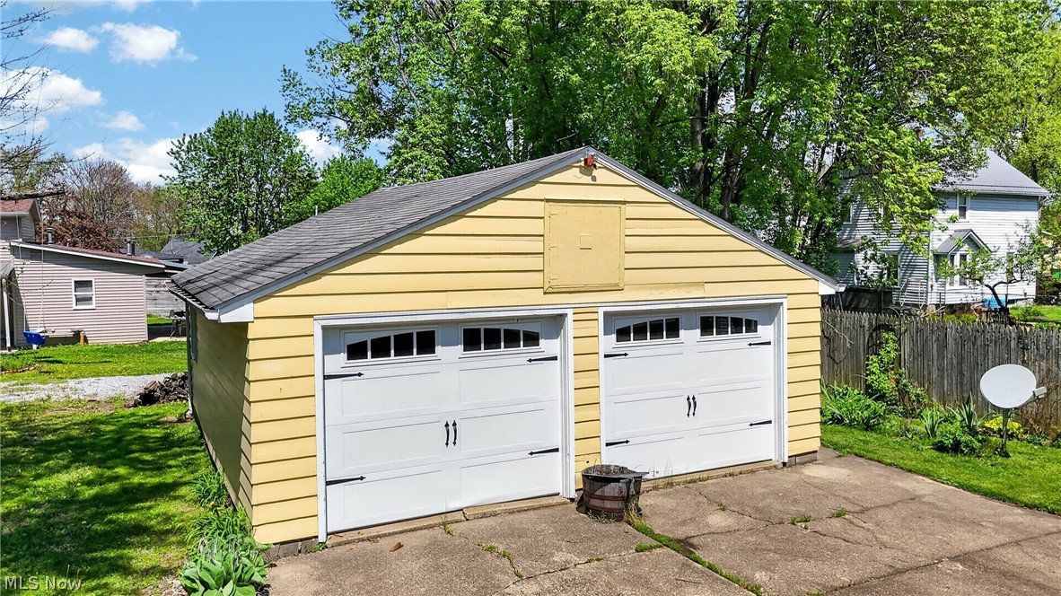 713 W Oak Street Orrville OH 44667