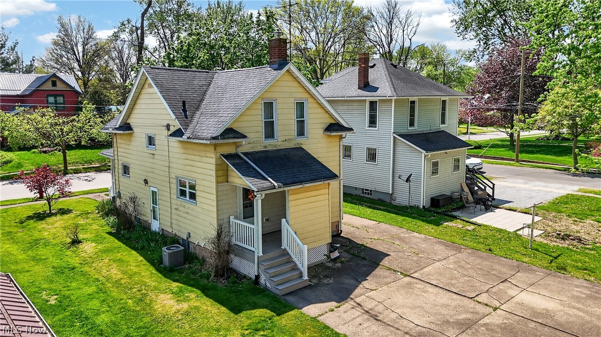 713 W Oak Street Orrville OH 44667