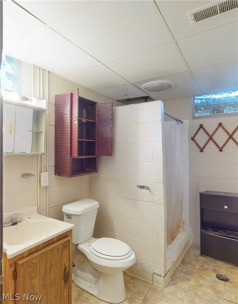 1824 Esther Avenue Akron OH 44312