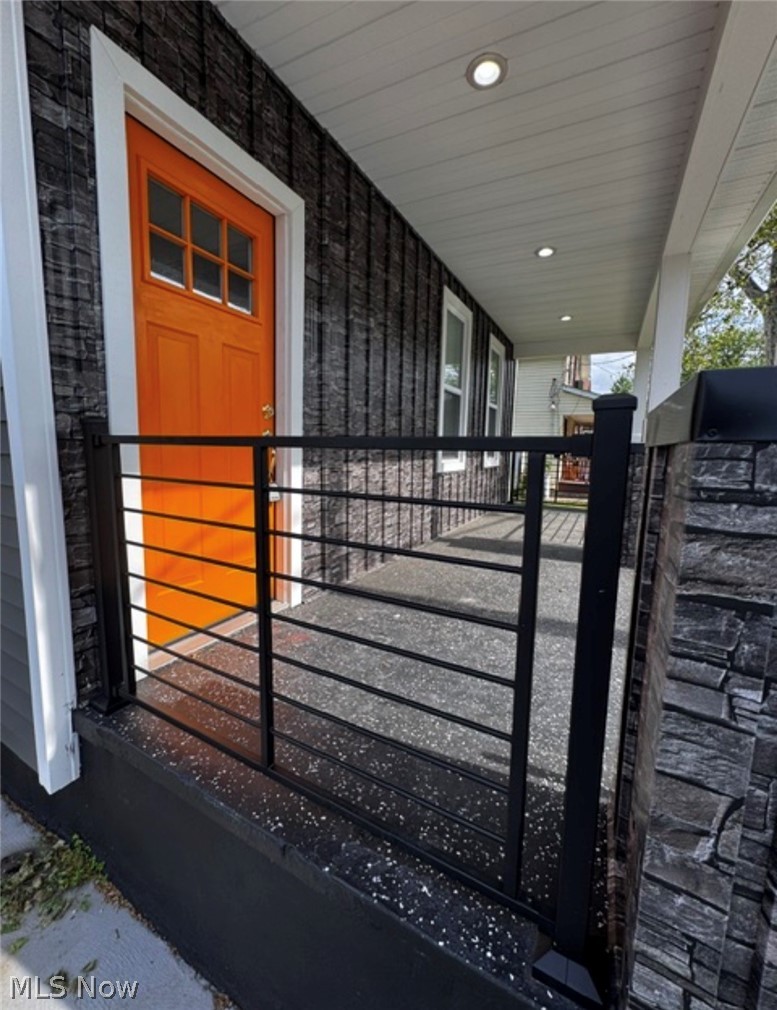 1439 W 52nd Street Cleveland OH 44102