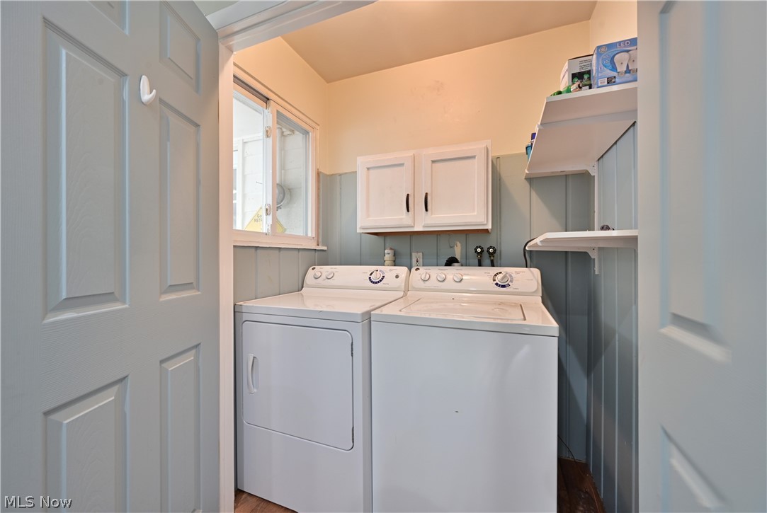 527 Woodlane Drive Bay Village OH 44140