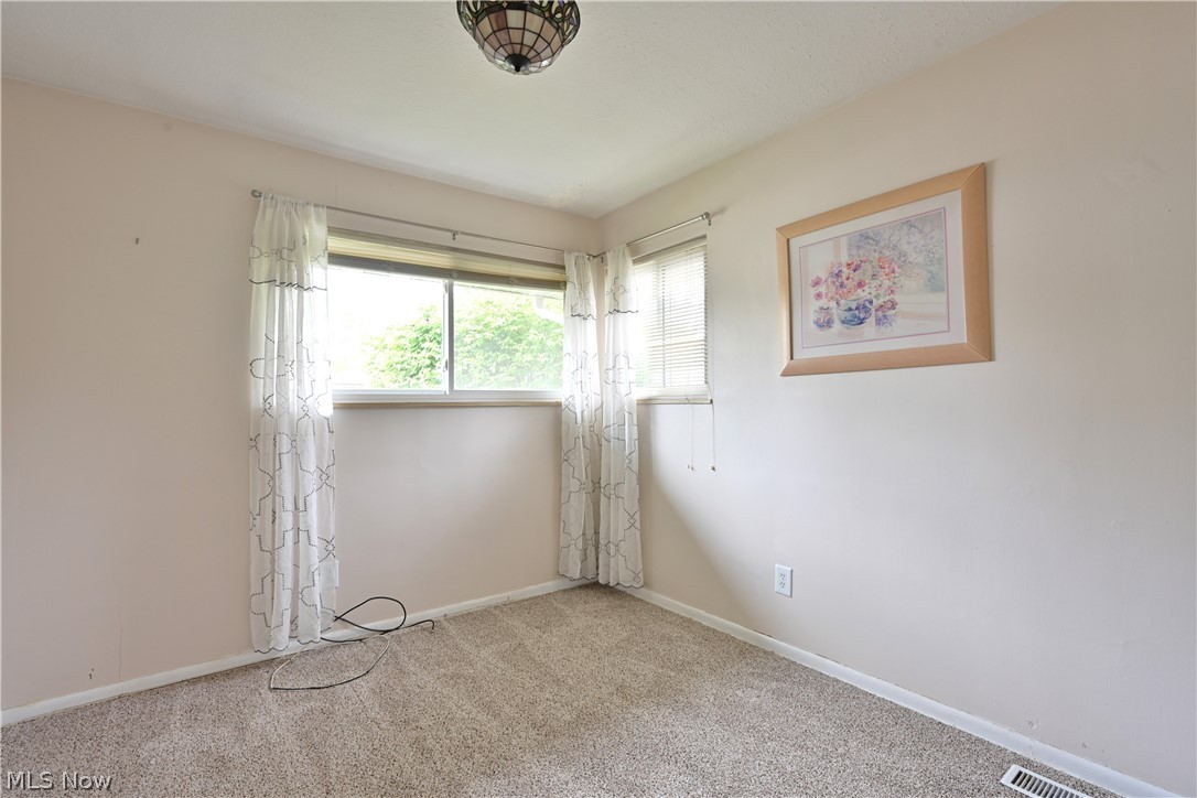 527 Woodlane Drive Bay Village OH 44140