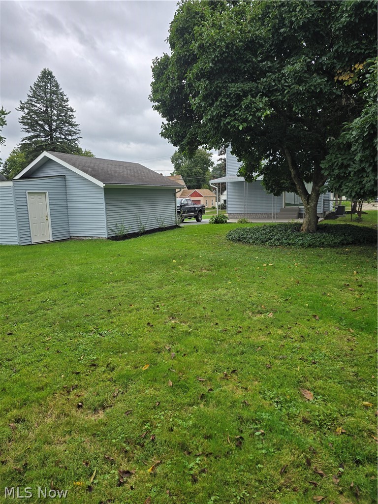 264 5th Street NE Barberton OH 44203
