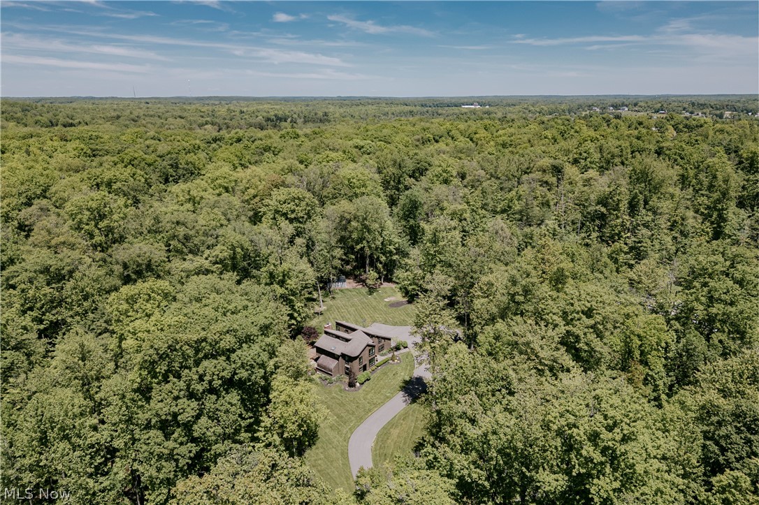 17138 Wood Acre Trail Chagrin Falls OH 44023