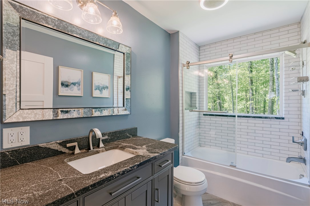 17138 Wood Acre Trail Chagrin Falls OH 44023