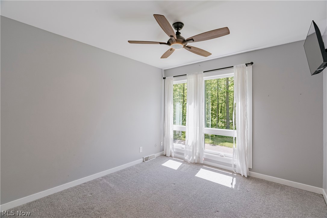 17138 Wood Acre Trail Chagrin Falls OH 44023