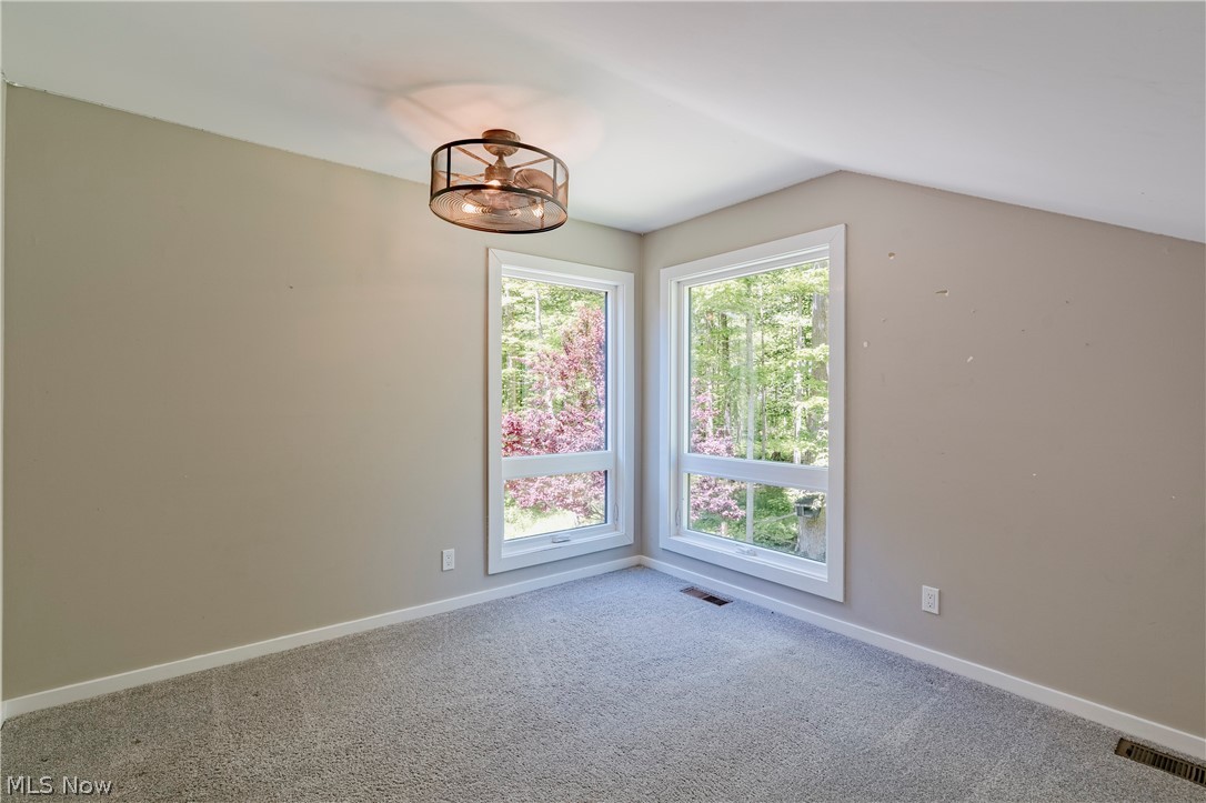 17138 Wood Acre Trail Chagrin Falls OH 44023