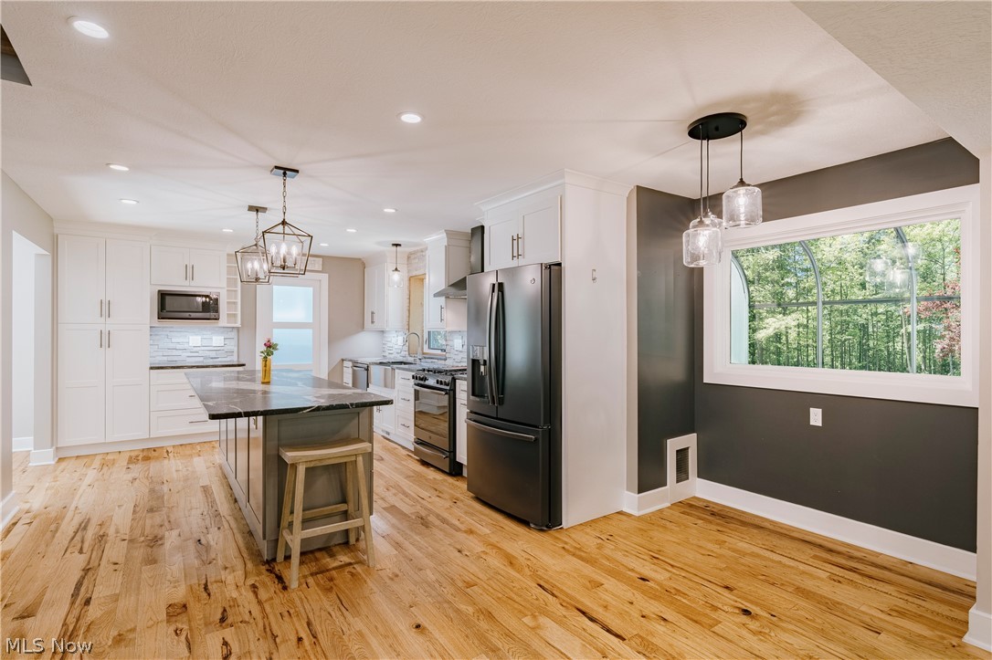 17138 Wood Acre Trail Chagrin Falls OH 44023