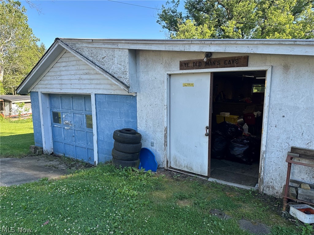 42820 Buckeye Street Flushing OH 43977