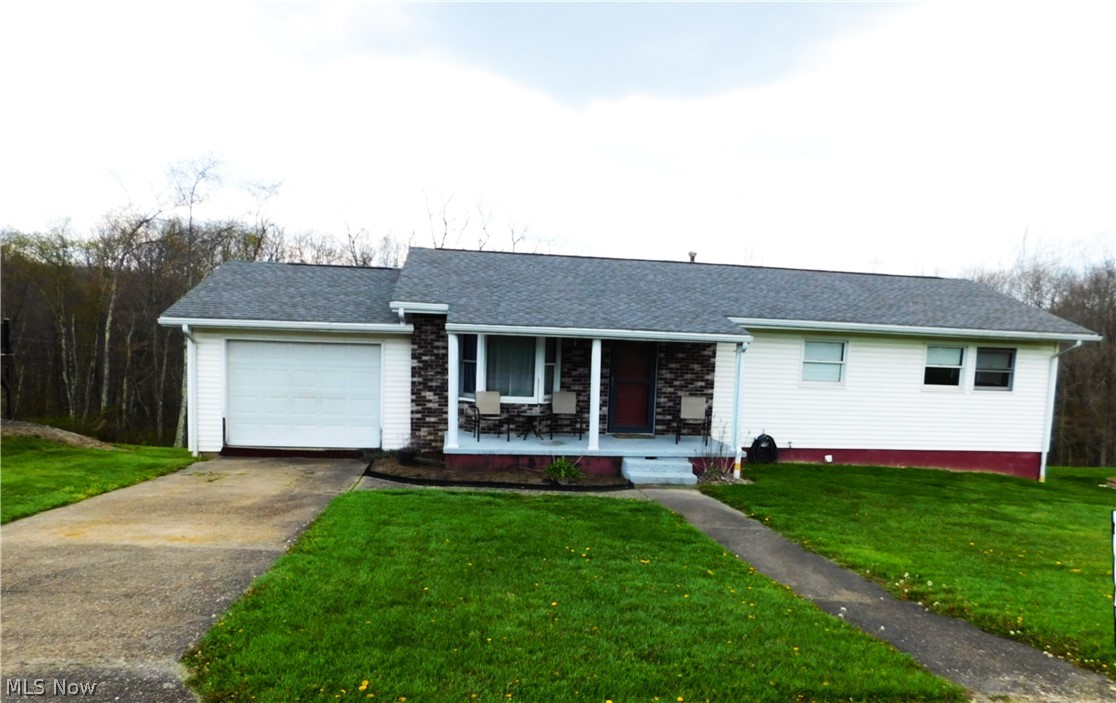 52235 West Drive Beallsville OH 43716
